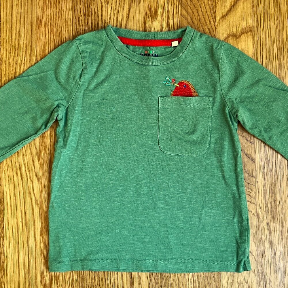 Boden Girls Long Sleeve shirt with Robin 3-4 years